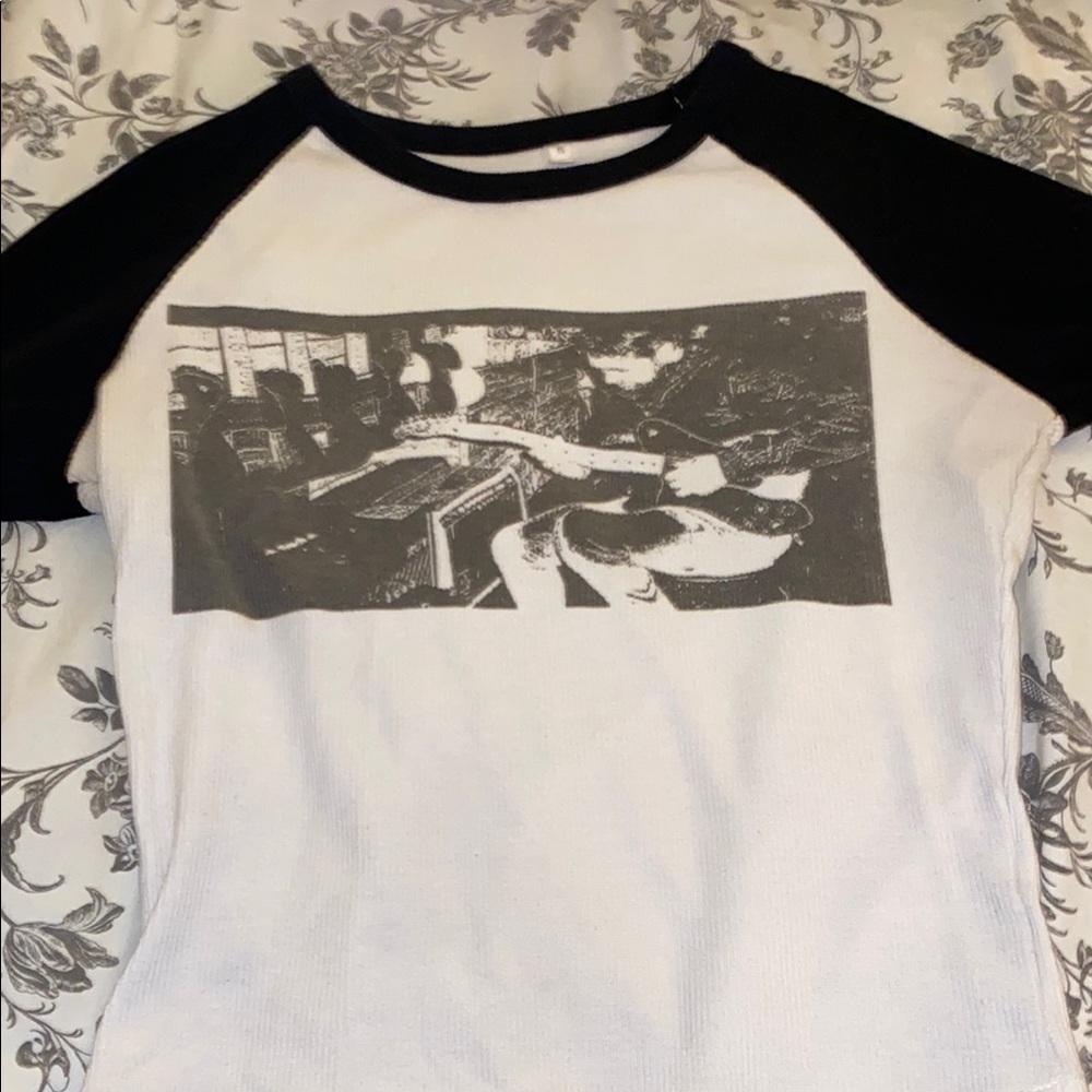 Black and White Graphic Raglan Top
